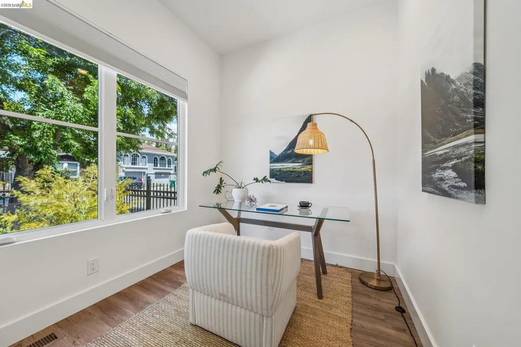 673 45th Street Oakland CA 94609
