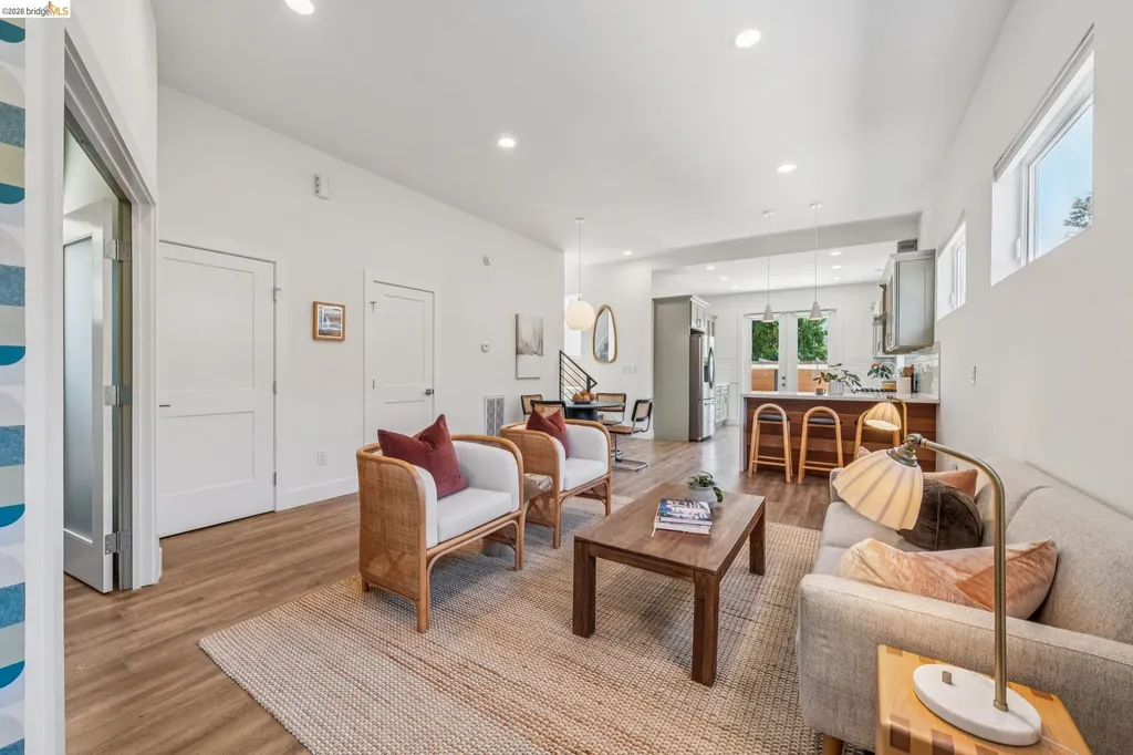 673 45th Street Oakland CA 94609