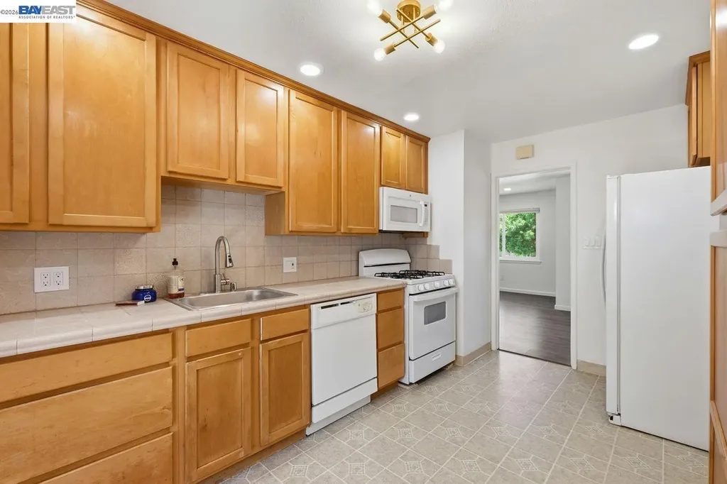 43449 Jerome Avenue Fremont CA 94539