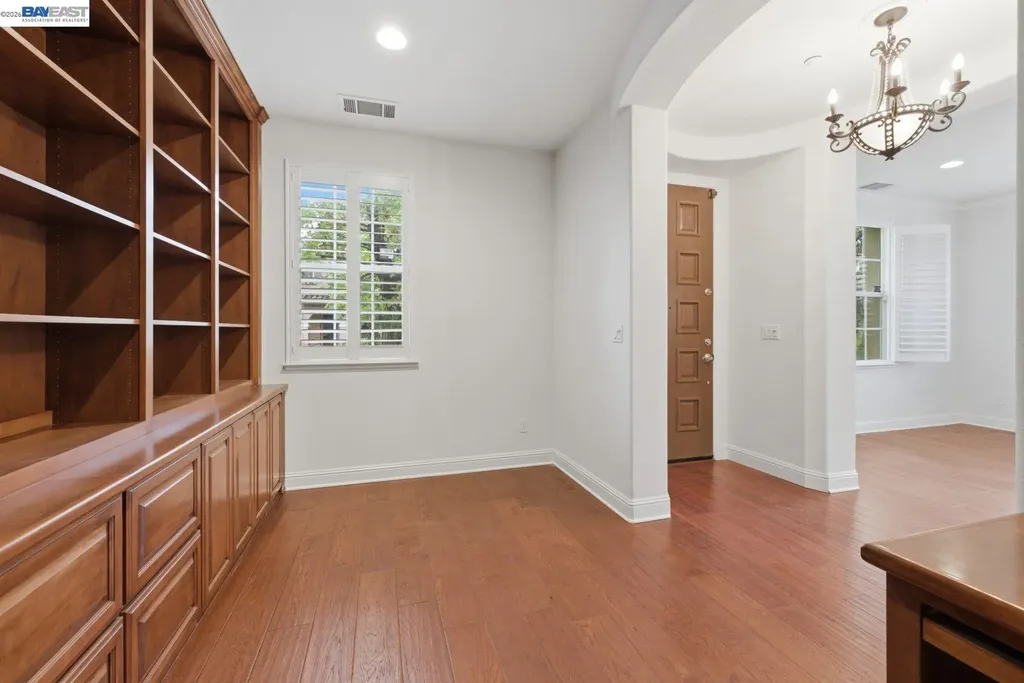 282 Drummond Drive Hayward CA 94542