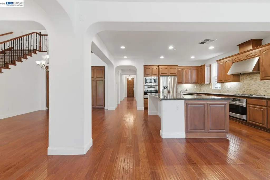 282 Drummond Drive Hayward CA 94542