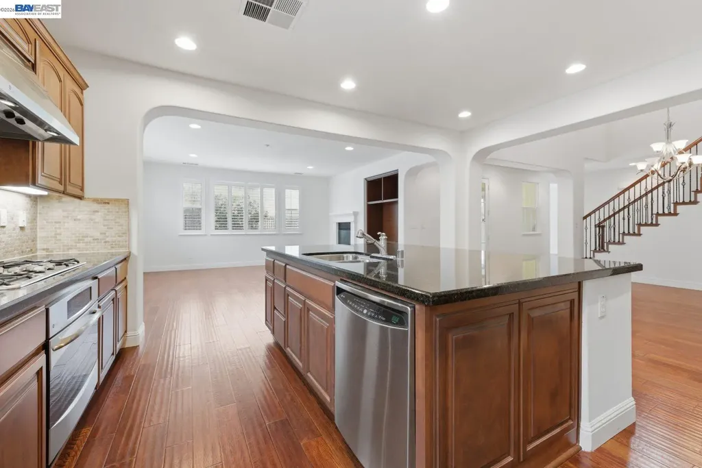 282 Drummond Drive Hayward CA 94542