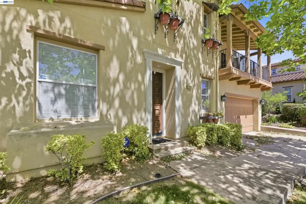 282 Drummond Drive Hayward CA 94542