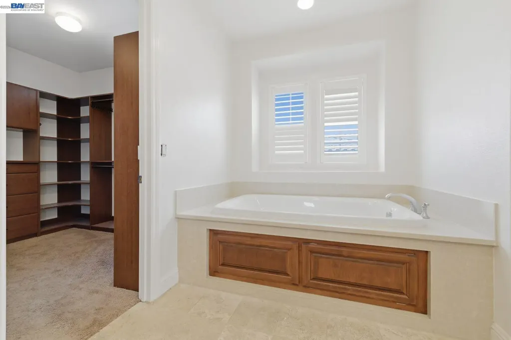 282 Drummond Drive Hayward CA 94542