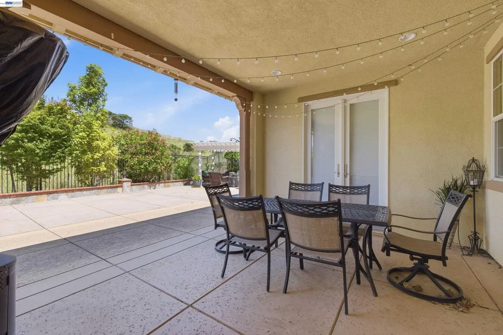 282 Drummond Drive Hayward CA 94542