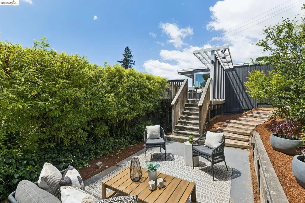 62 Arden Road Berkeley CA 94704