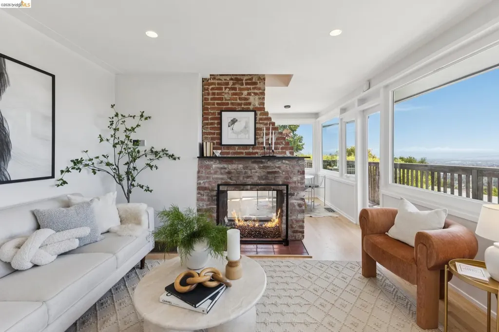 62 Arden Road Berkeley CA 94704