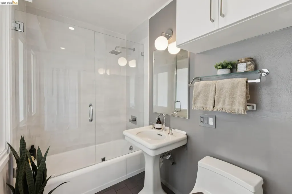 62 Arden Road Berkeley CA 94704