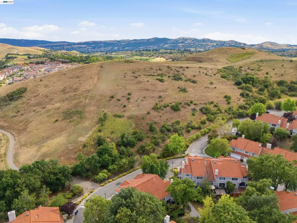 540 Ivy Pointe Circle San Ramon CA 94582