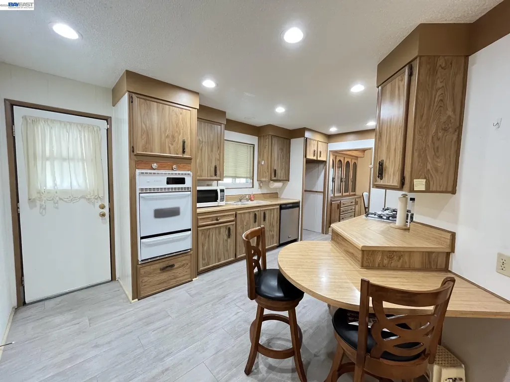 4141 Deep Creek Road Fremont CA 94555