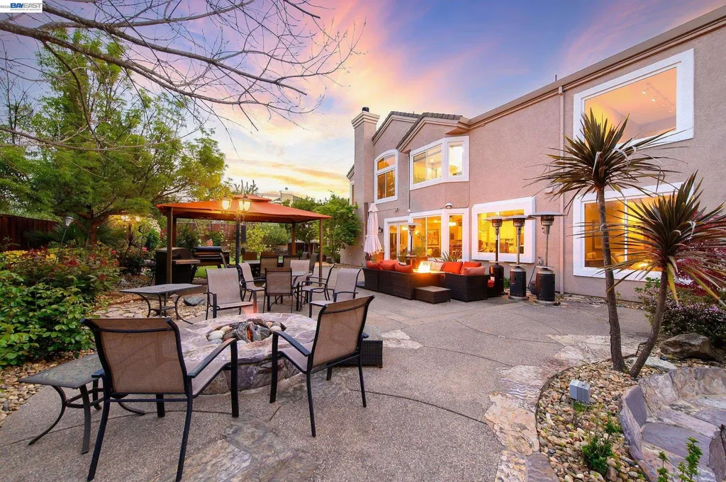 8303 Regency Drive Pleasanton CA 94588