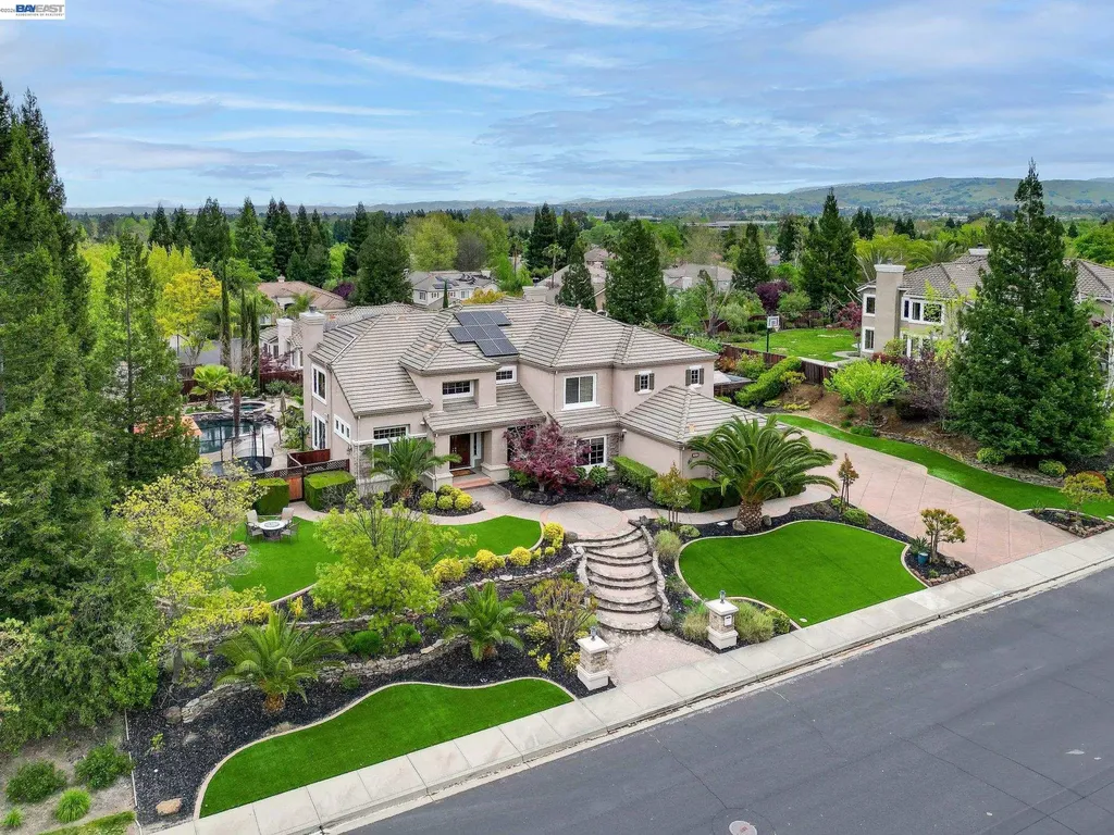 8303 Regency Drive Pleasanton CA 94588
