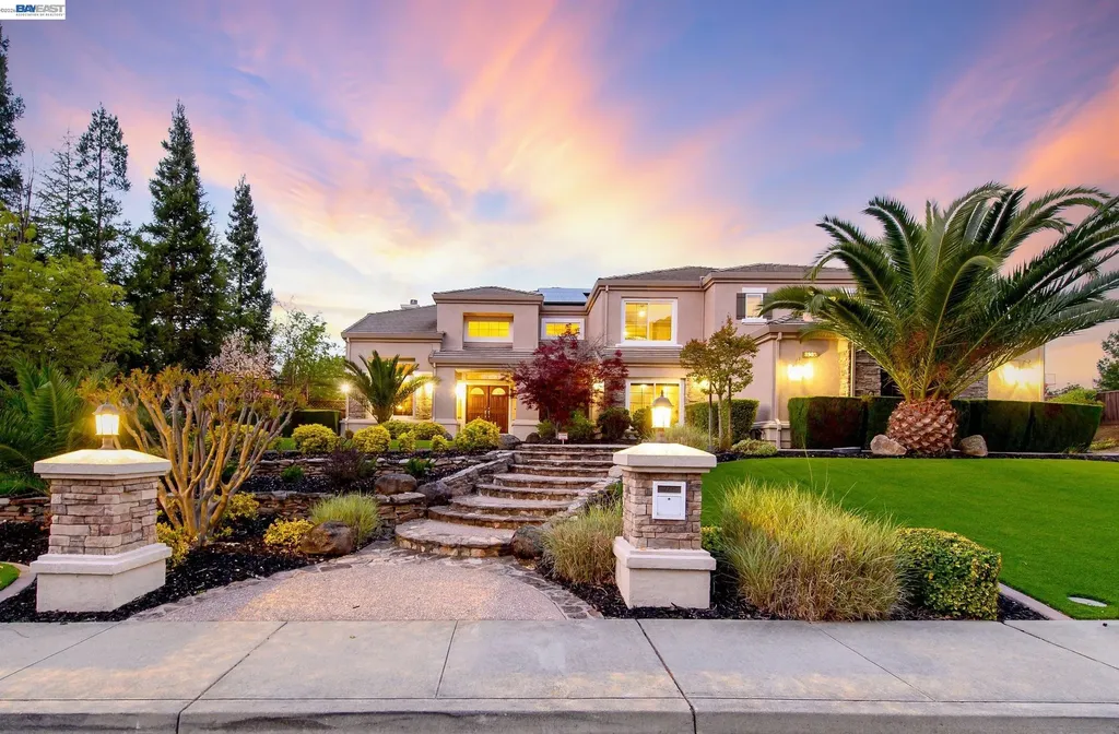 8303 Regency Drive Pleasanton CA 94588