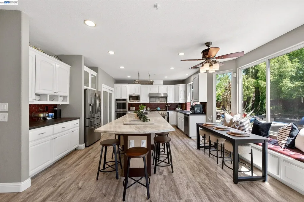 8303 Regency Drive Pleasanton CA 94588