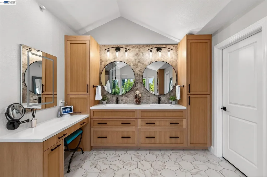 8303 Regency Drive Pleasanton CA 94588