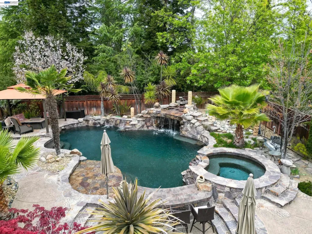 8303 Regency Drive Pleasanton CA 94588