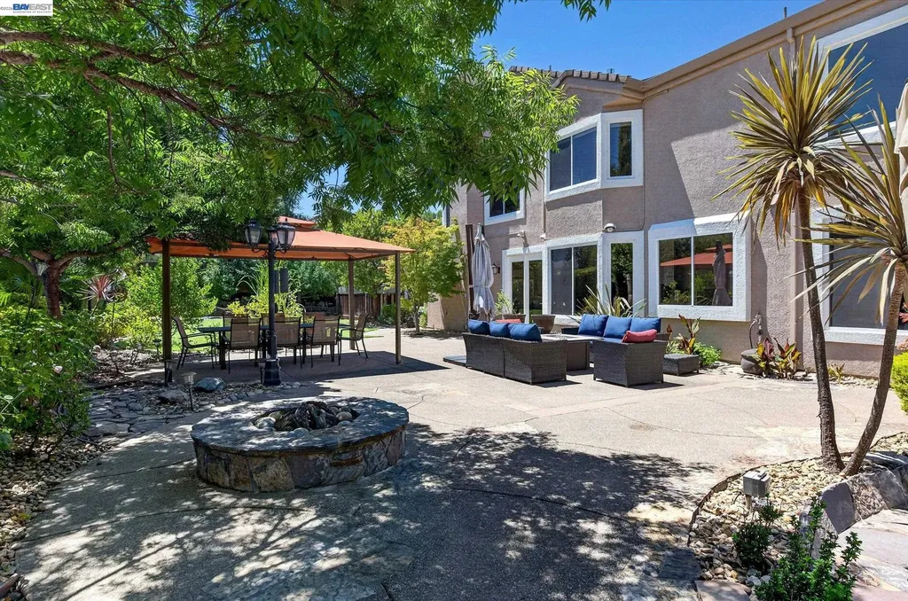 8303 Regency Drive Pleasanton CA 94588