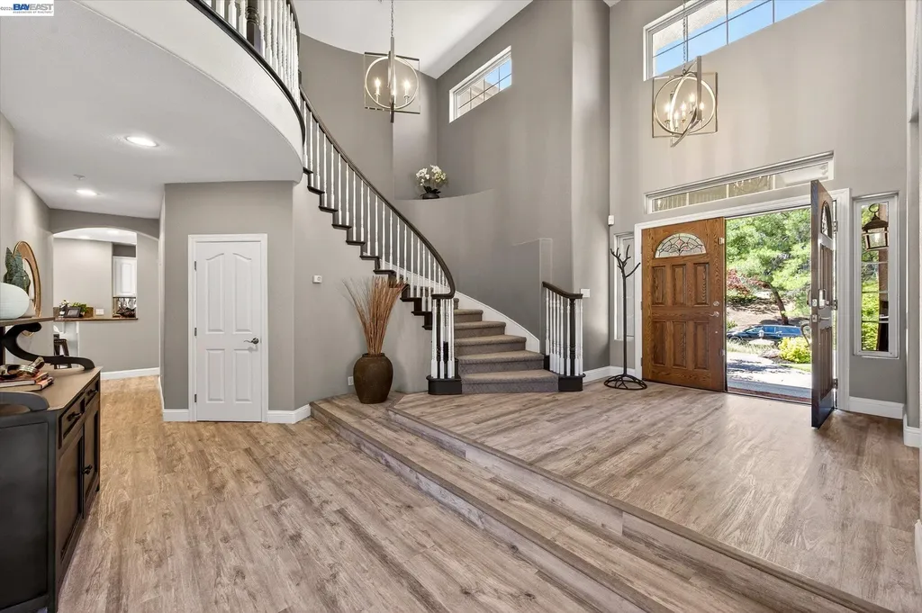 8303 Regency Drive Pleasanton CA 94588