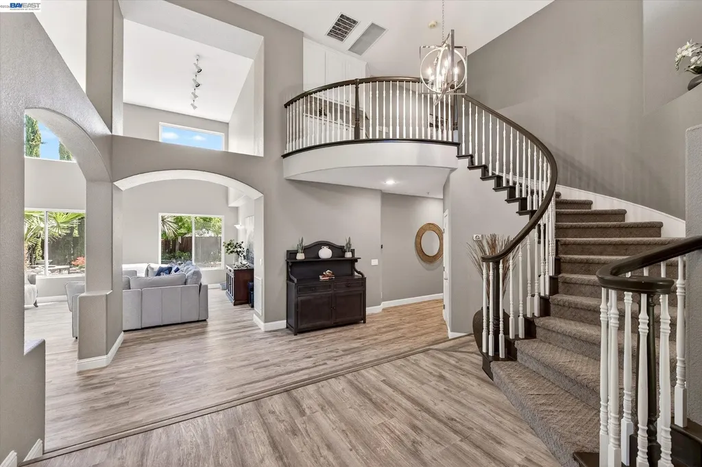 8303 Regency Drive Pleasanton CA 94588