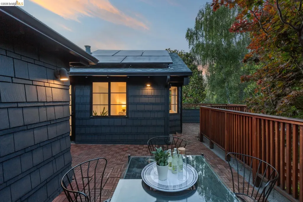 148 Dracena Avenue Piedmont CA 94611