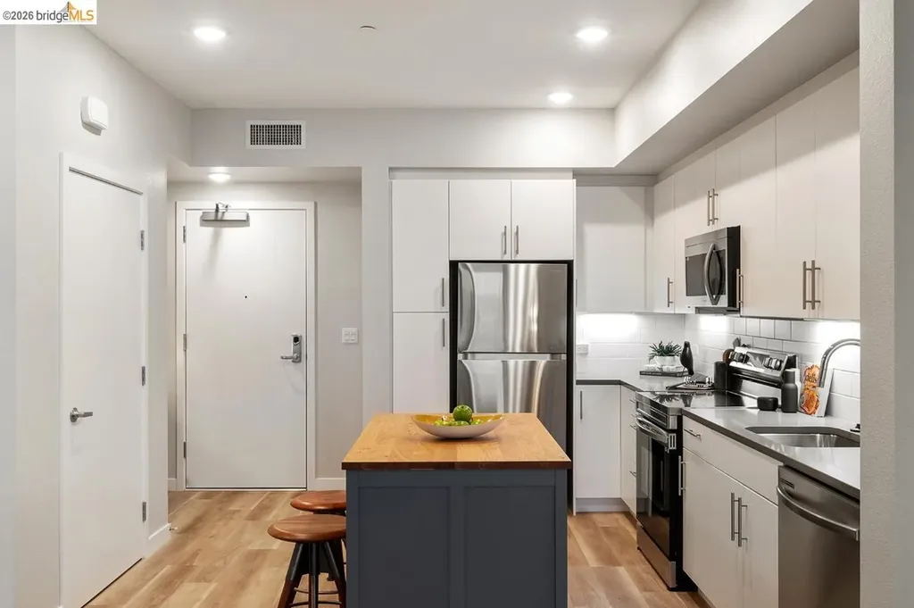 260 Brooklyn Basin Way Oakland CA 94606