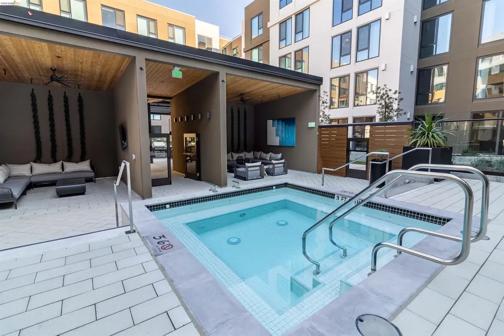 260 Brooklyn Basin Way Oakland CA 94606