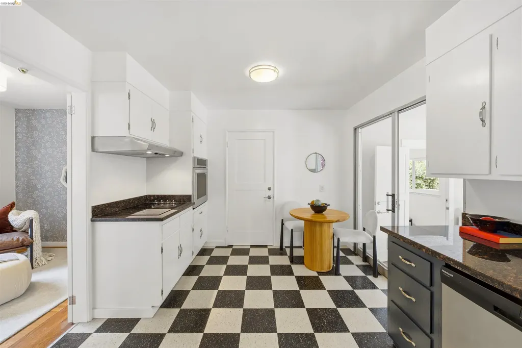 2115 Cleveland Street San Leandro CA 94577