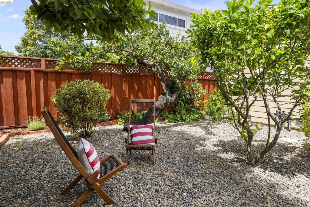 2115 Cleveland Street San Leandro CA 94577