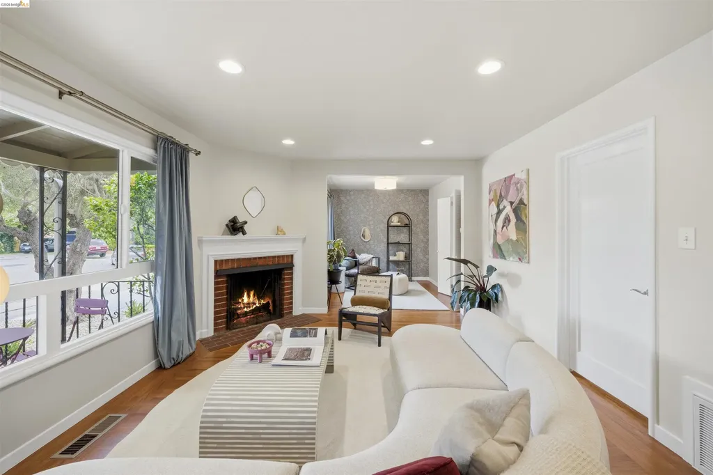 2115 Cleveland Street San Leandro CA 94577