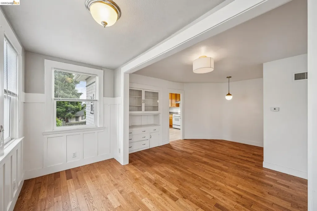 2140 Woolsey Street Berkeley CA 94705