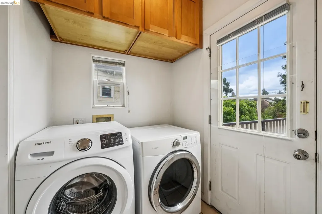 2140 Woolsey Street Berkeley CA 94705
