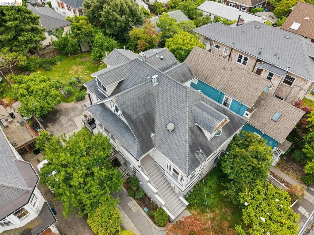 2140 Woolsey Street Berkeley CA 94705