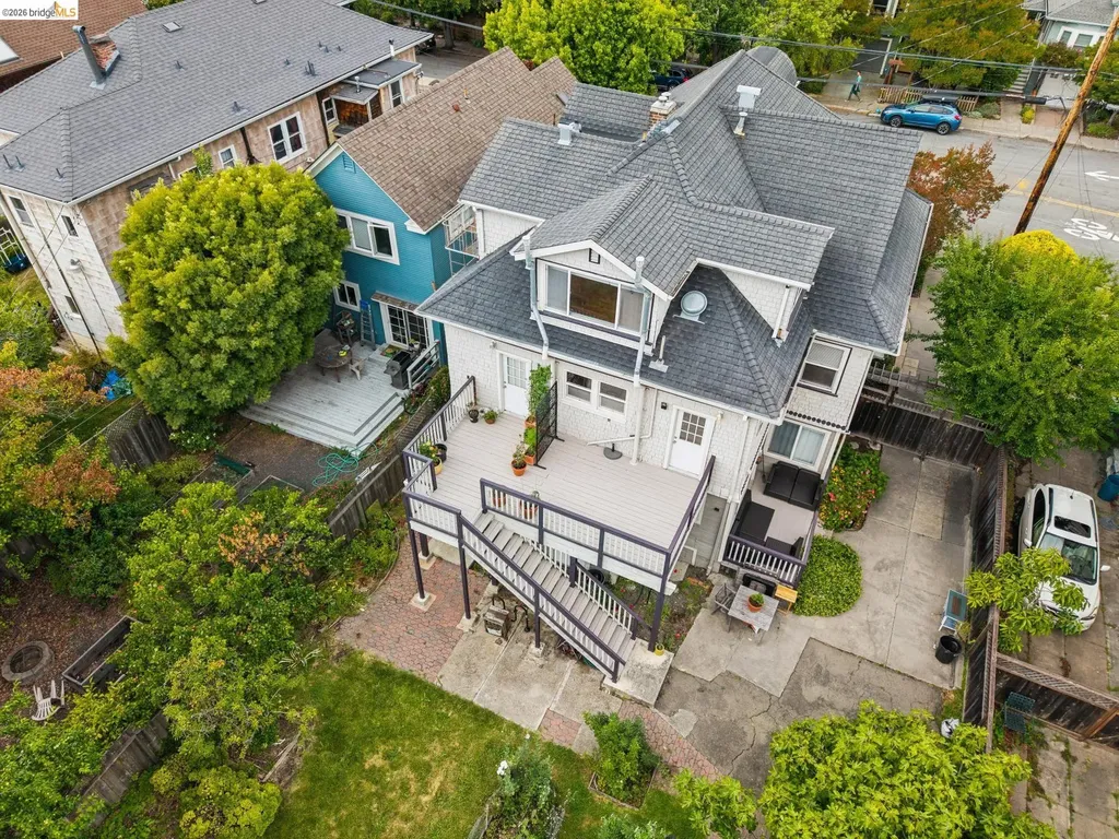 2140 Woolsey Street Berkeley CA 94705