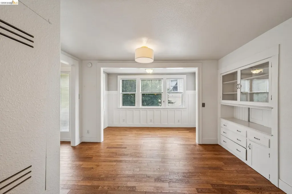 2140 Woolsey Street Berkeley CA 94705