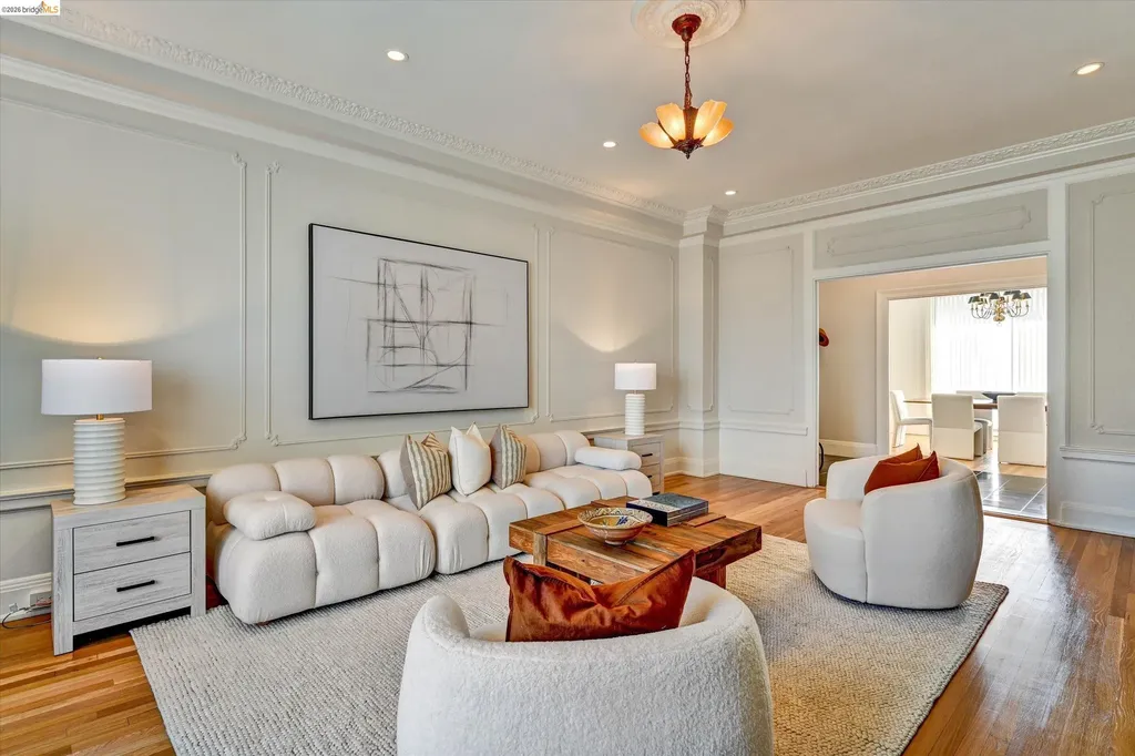 200 Lakeside Drive Oakland CA 94612
