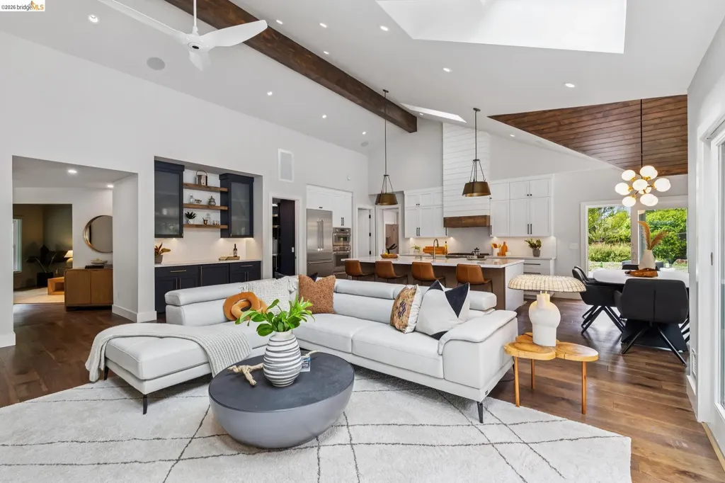196 Castle Hill Ranch Road Walnut Creek CA 94595