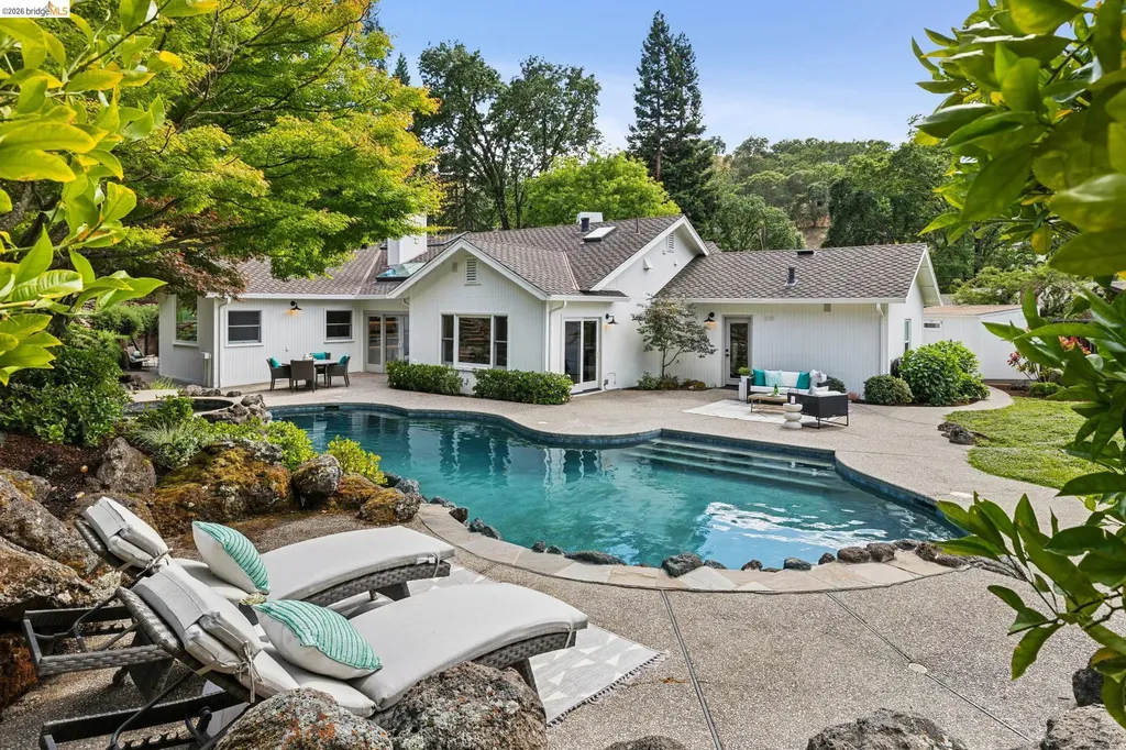 196 Castle Hill Ranch Road Walnut Creek CA 94595