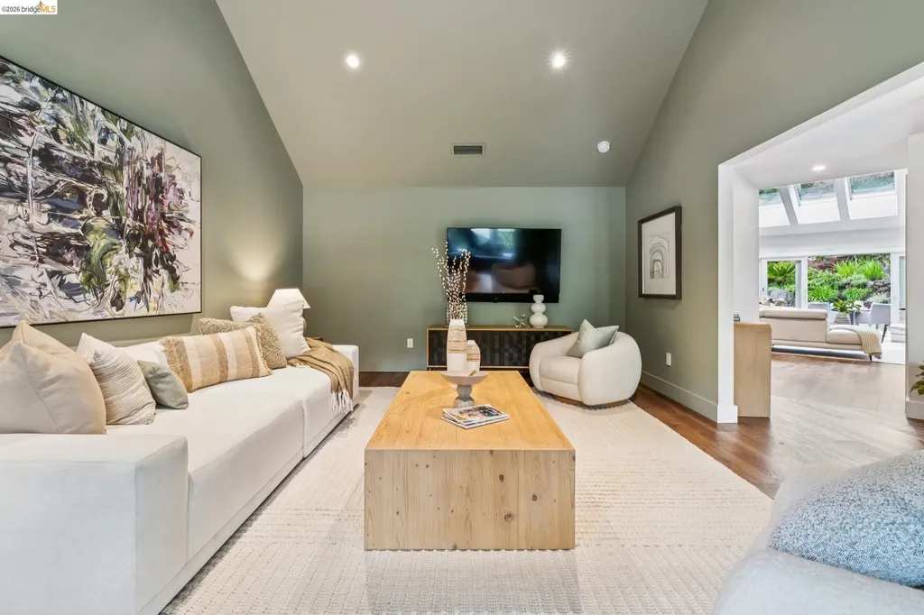 196 Castle Hill Ranch Road Walnut Creek CA 94595