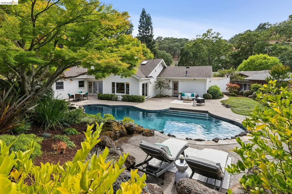 196 Castle Hill Ranch Road Walnut Creek CA 94595