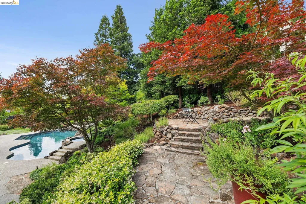 196 Castle Hill Ranch Road Walnut Creek CA 94595