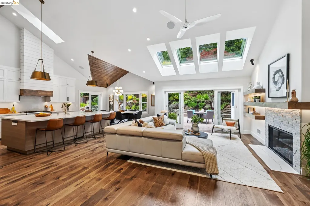 196 Castle Hill Ranch Road Walnut Creek CA 94595