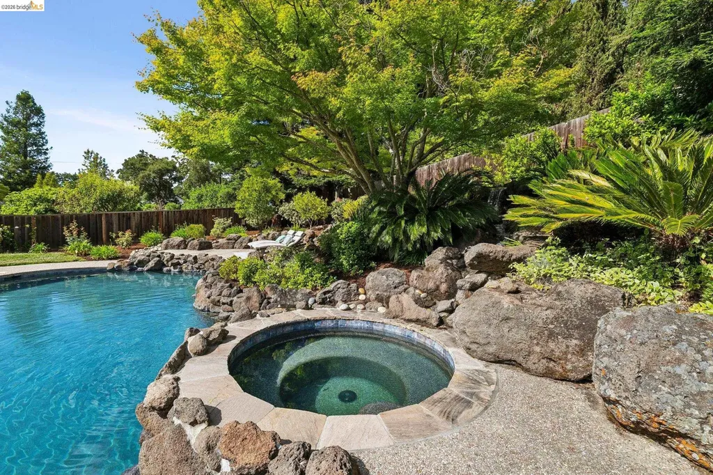 196 Castle Hill Ranch Road Walnut Creek CA 94595
