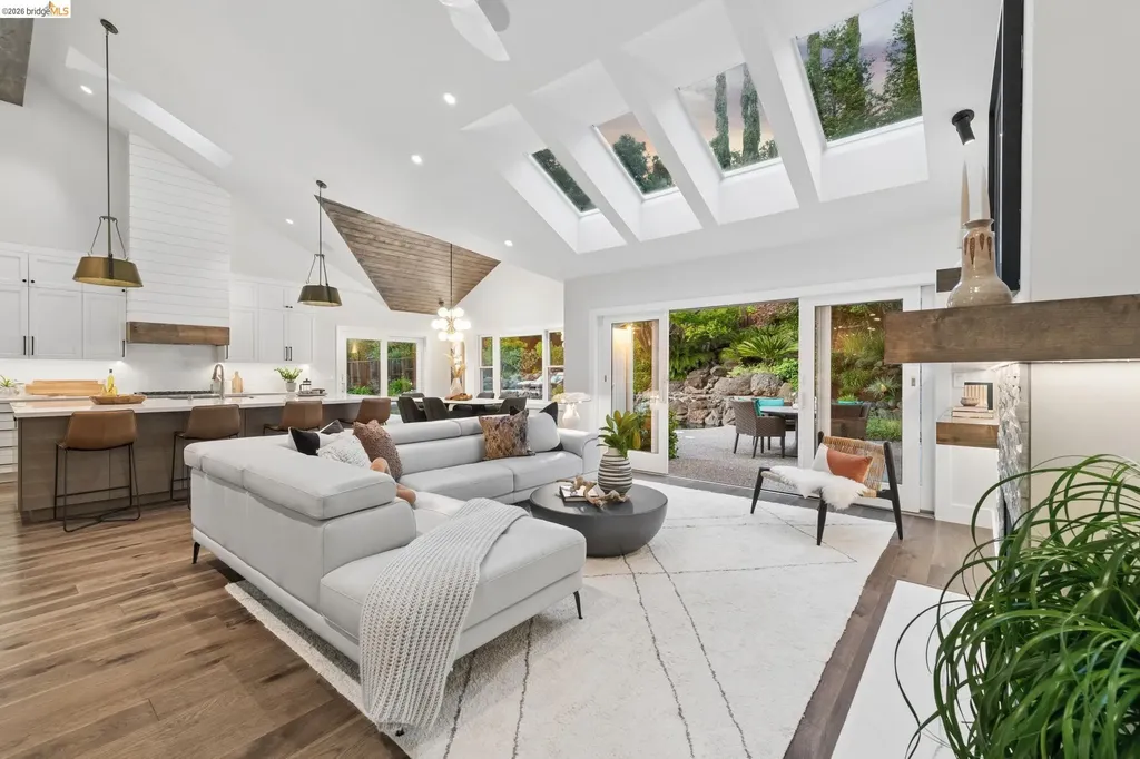 196 Castle Hill Ranch Road Walnut Creek CA 94595
