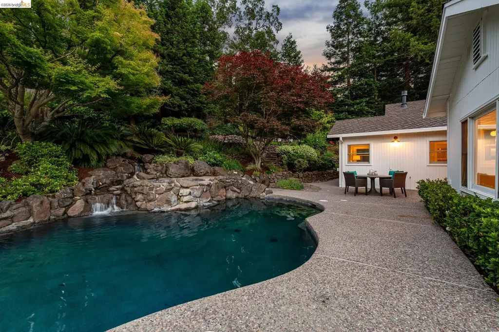 196 Castle Hill Ranch Road Walnut Creek CA 94595