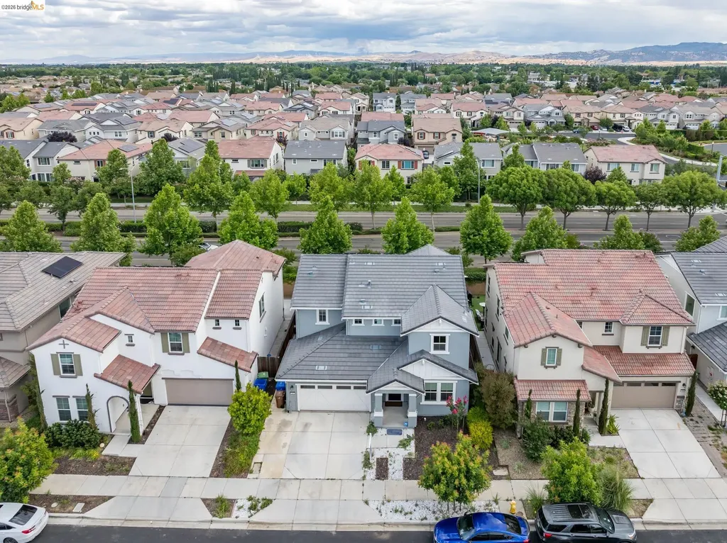 204 Wooley Creek Way Brentwood CA 94513