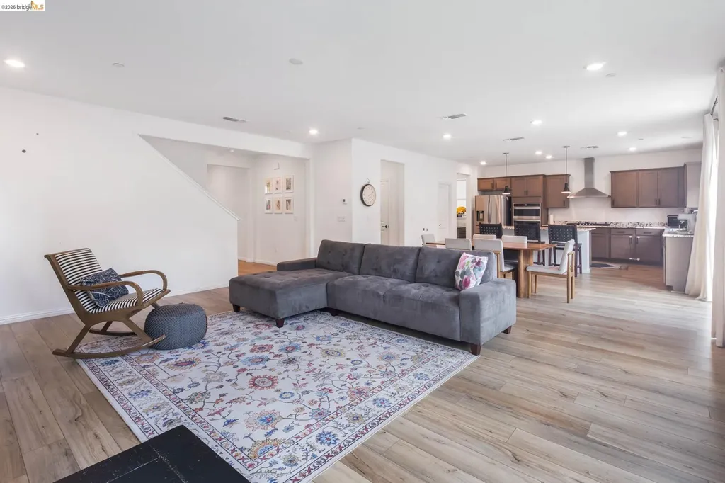 204 Wooley Creek Way Brentwood CA 94513