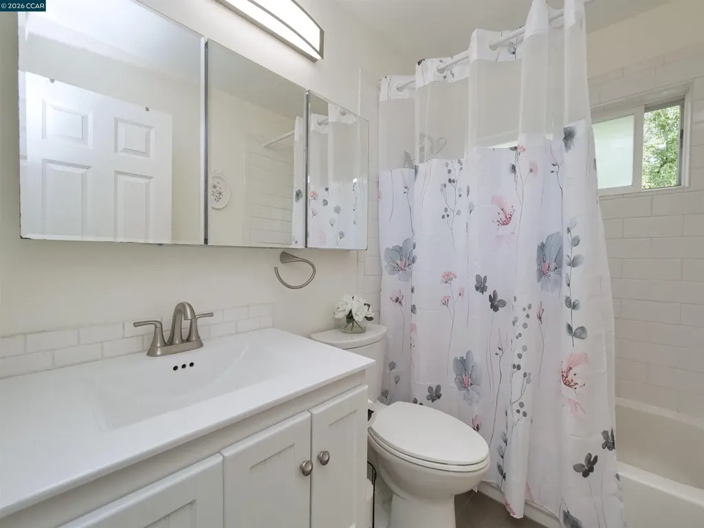 2180 Geary Road Pleasant Hill CA 94523