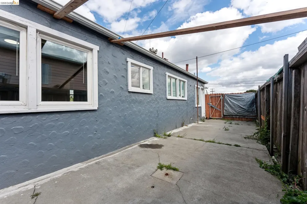 1003-1011 Lassen Street Richmond CA 94805