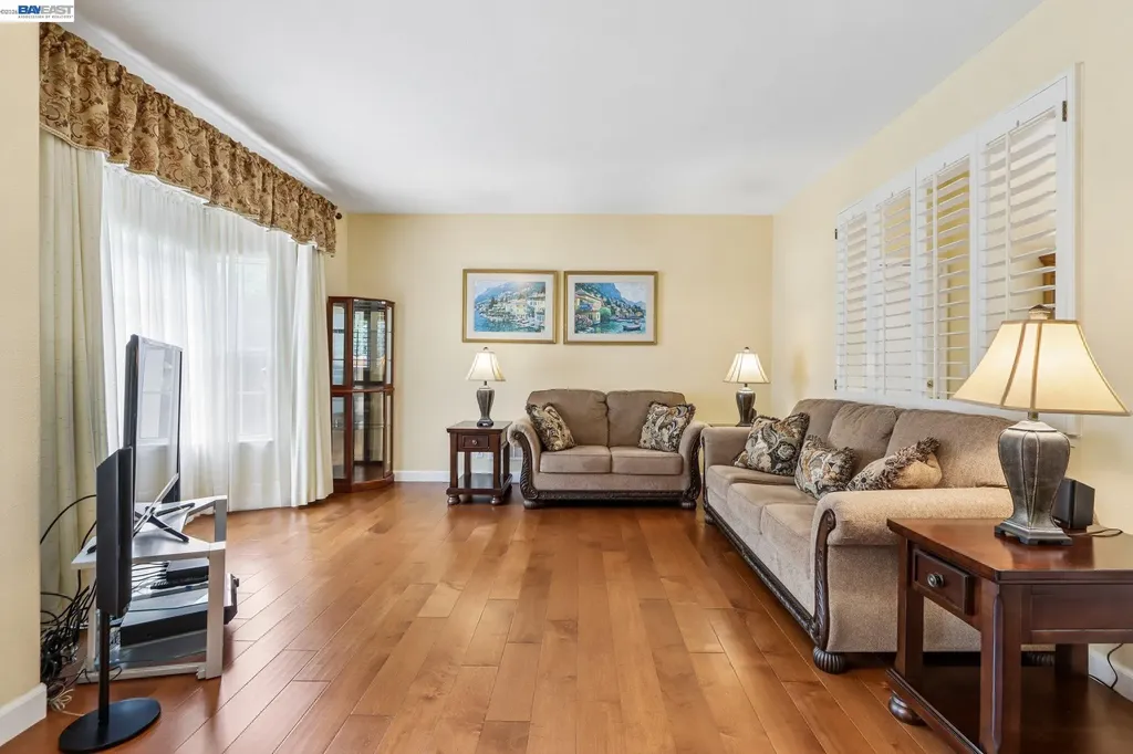 5305 Willow Glen Place Castro Valley CA 94546