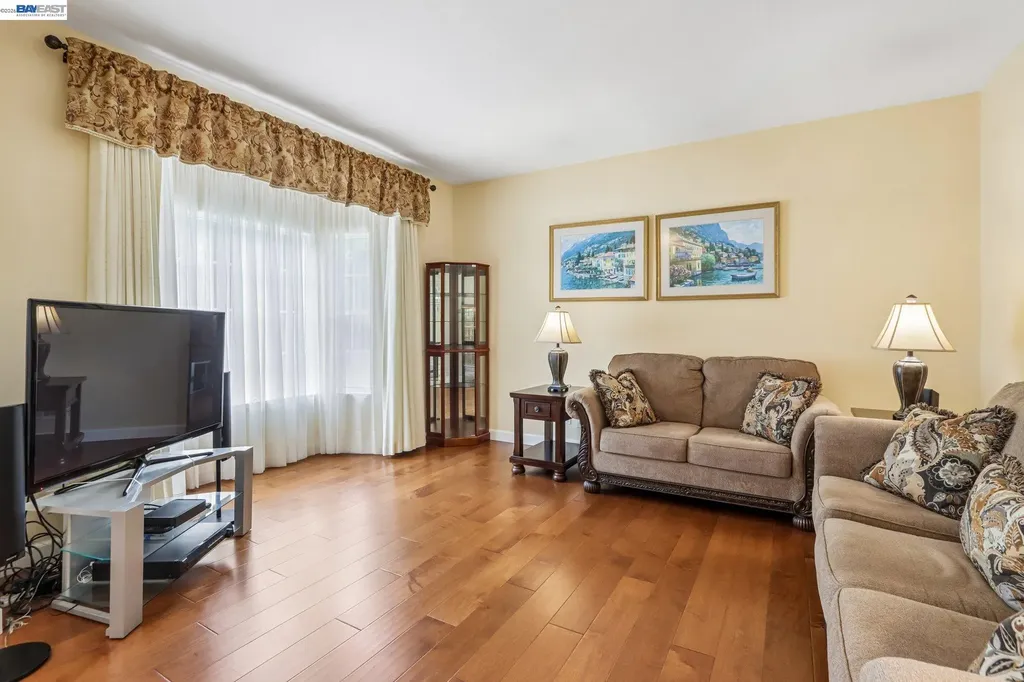 5305 Willow Glen Place Castro Valley CA 94546